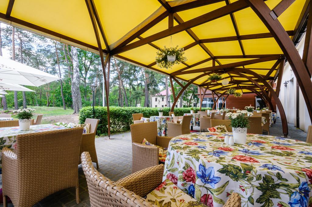 Park Rekreacyjno-Biznesowy Las Woda Wilga Bagian luar foto